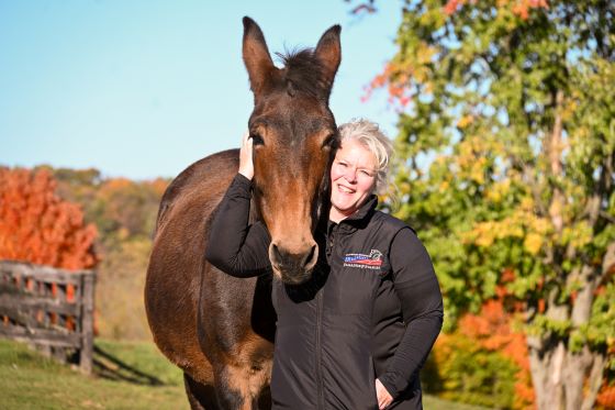 Elizabeth Tate horse hug