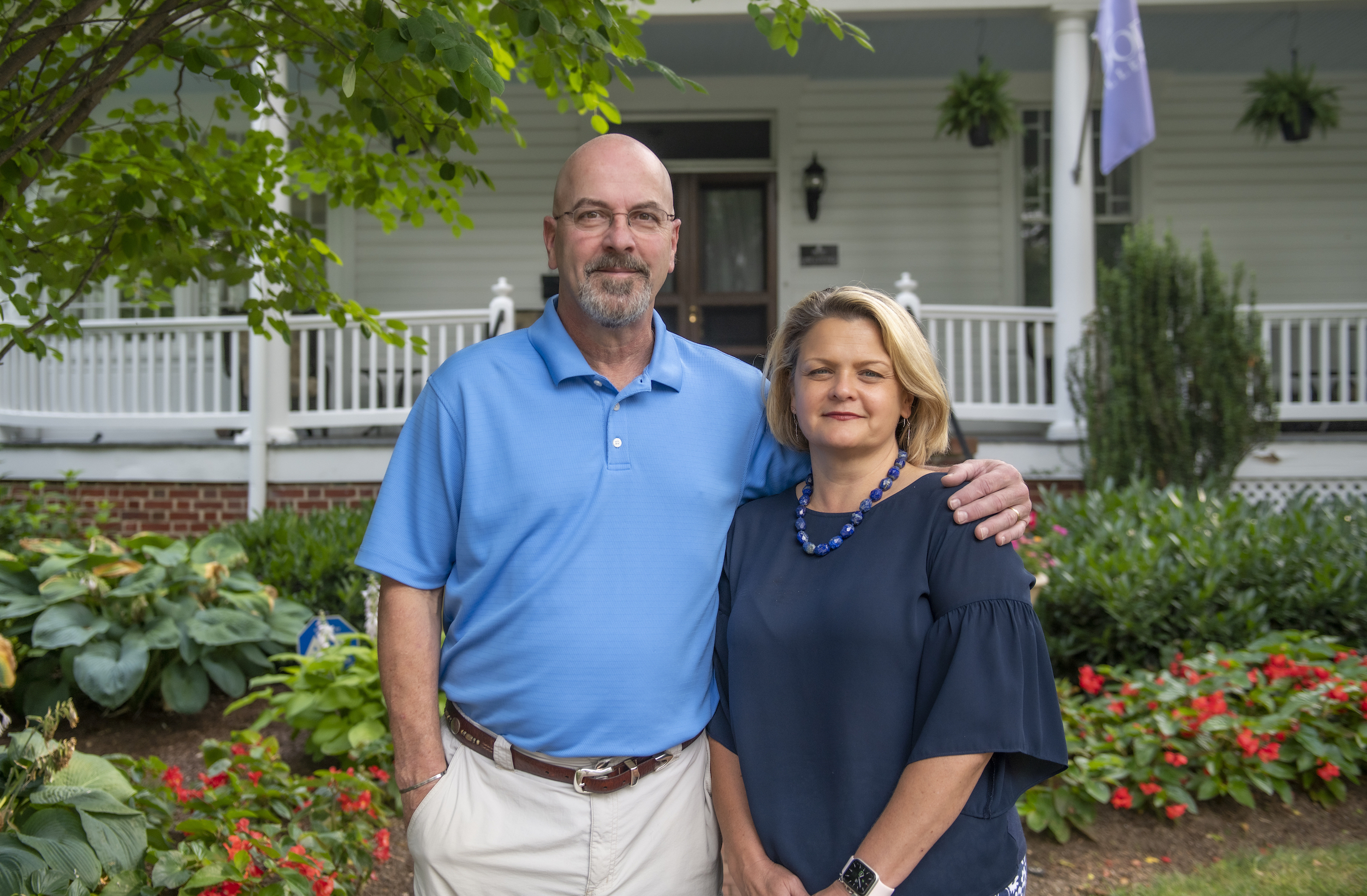 left to right, Dave Tetreault and Hood College President Andrea E. Chapdelaine, Ph.D.