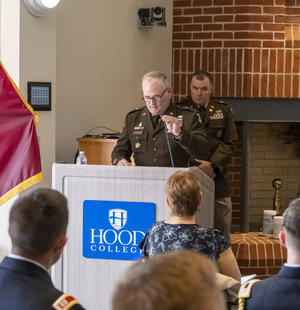 Faculty speaker at 2023 commissioning ceremony