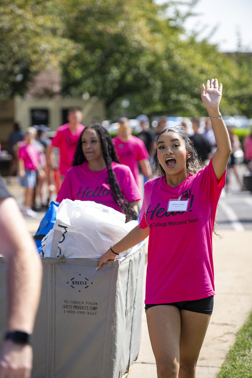 Hood College Move-in