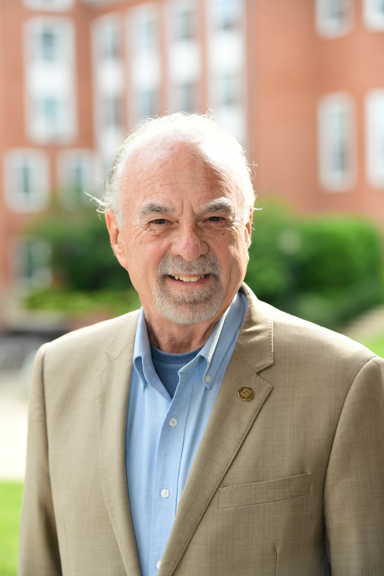 Kenneth Kerr '81