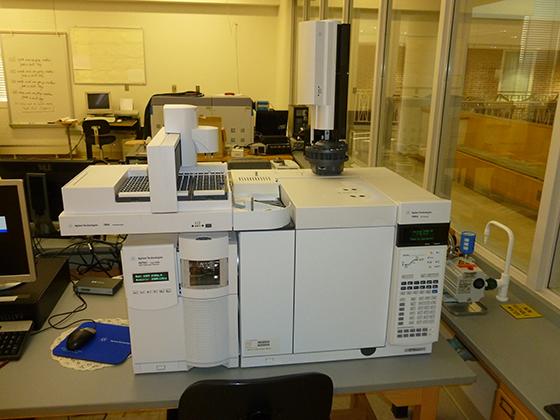 Agilent 7890A GC with Agilent 5975C MS