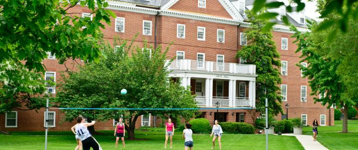 Students playing volleyball at Smith Hall