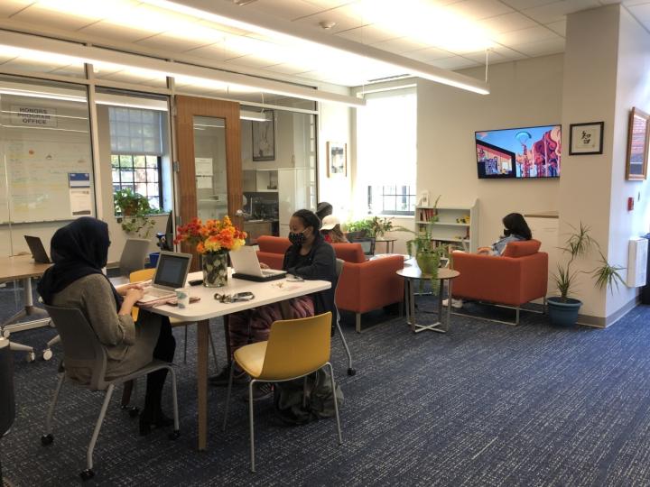 Honors Center